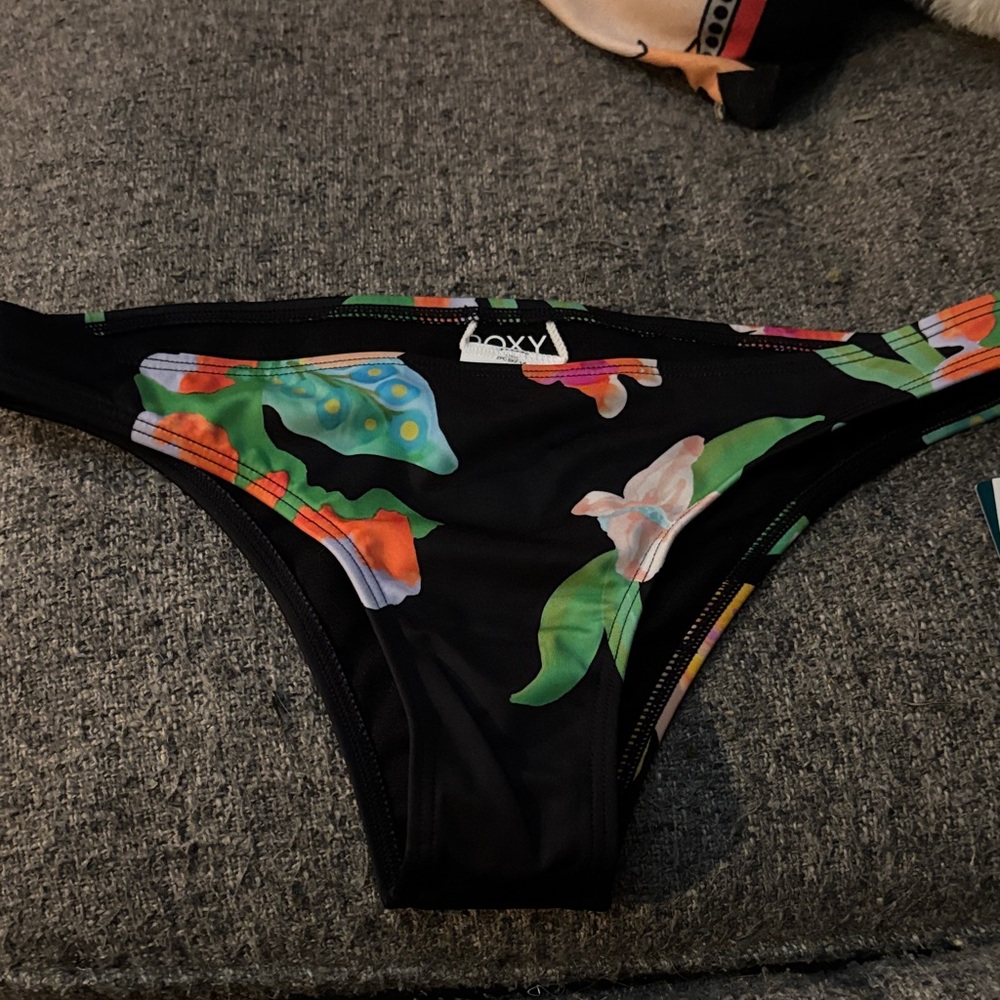 Roxy Black and Multicolor Floral Bikini Bottom